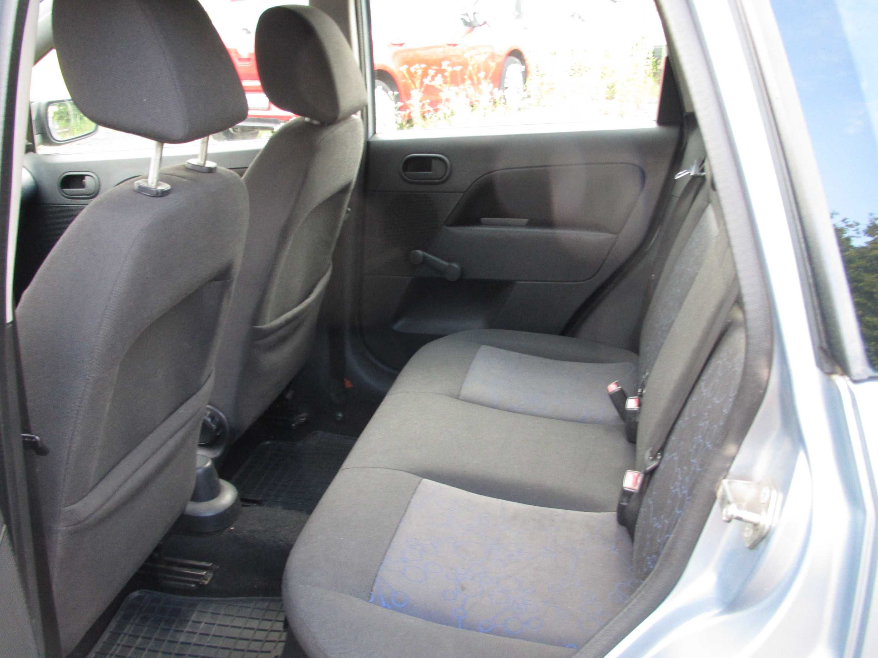 sprzedam dobre i pewne auto.