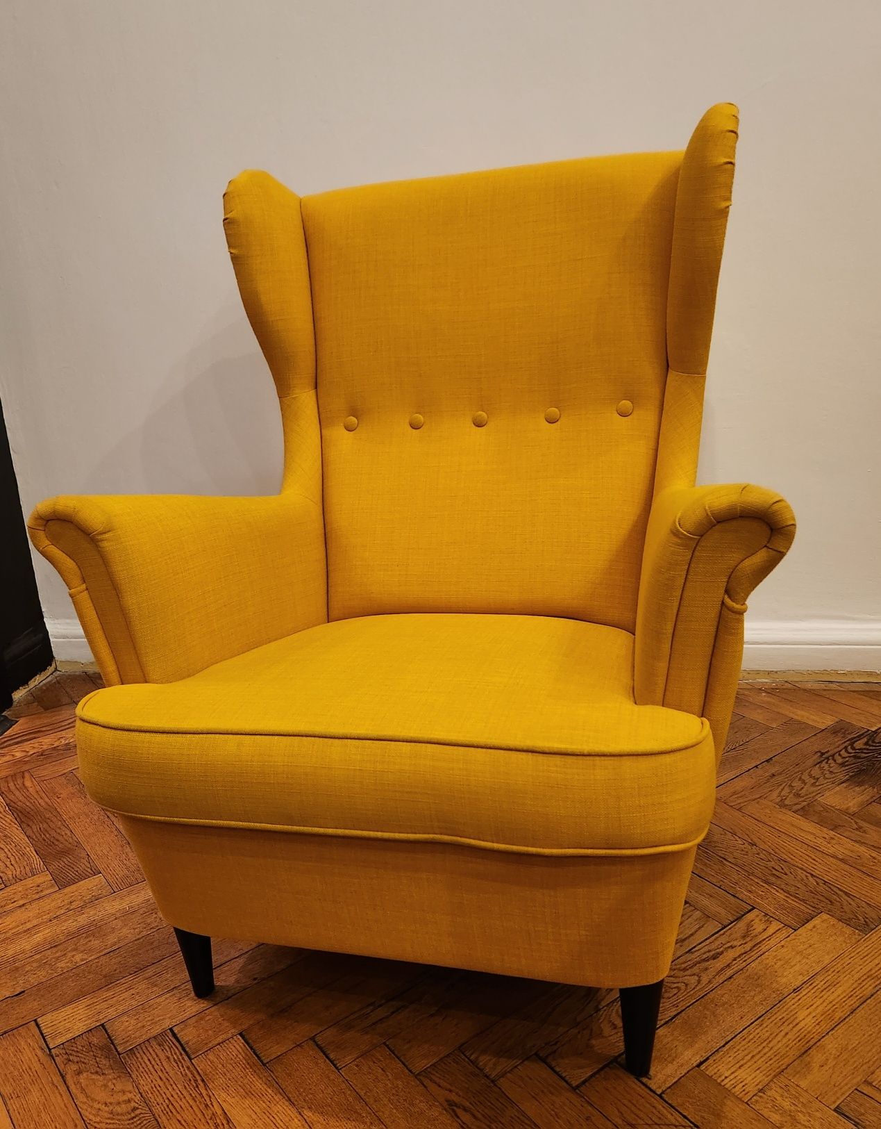 Fotel uszak z podnóżkiem, żółty
