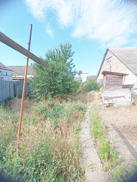 Продаю будинок, 8-ма Воєнна