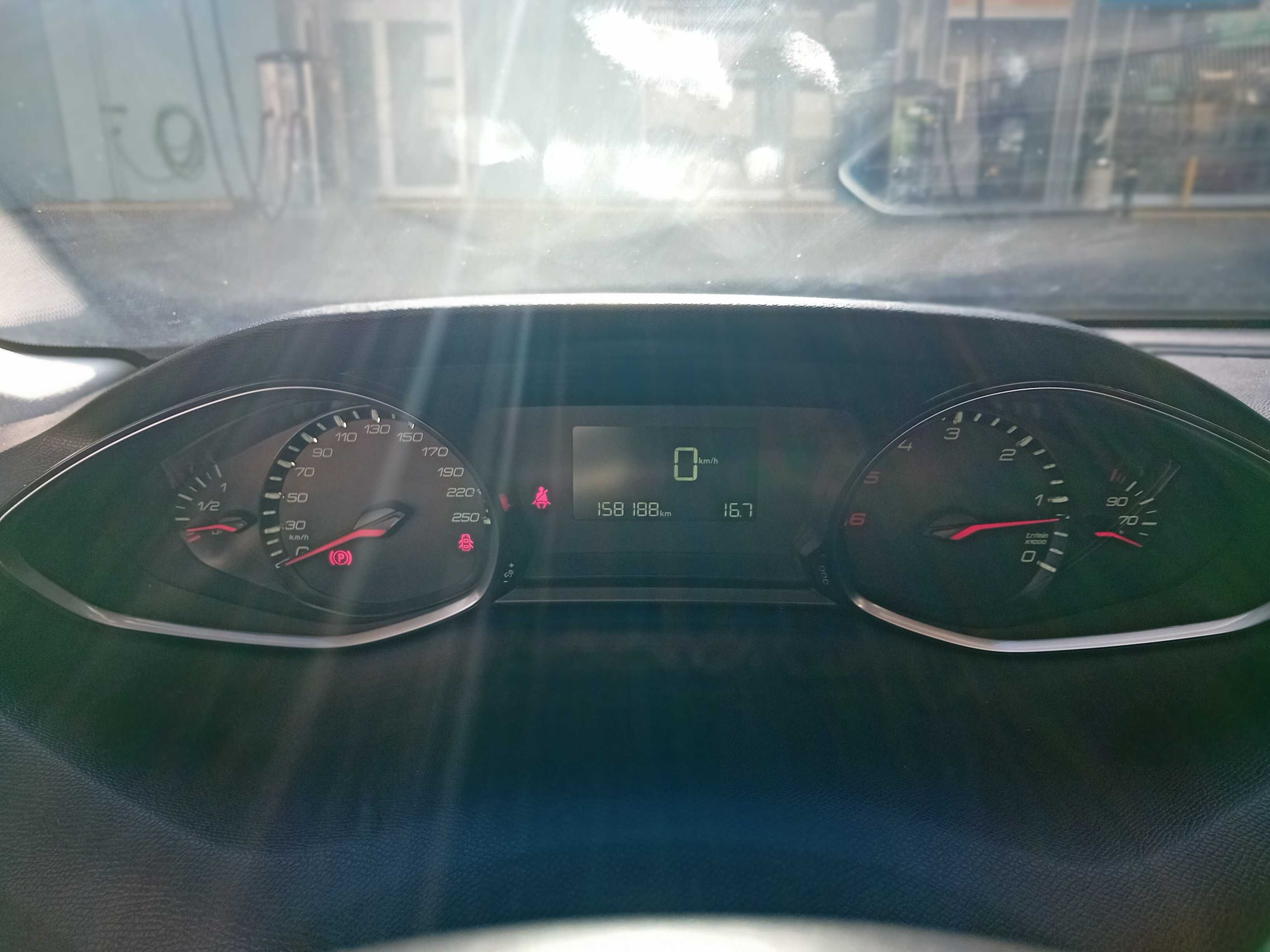 Peugeot 308sw 1.5 blueHDI
