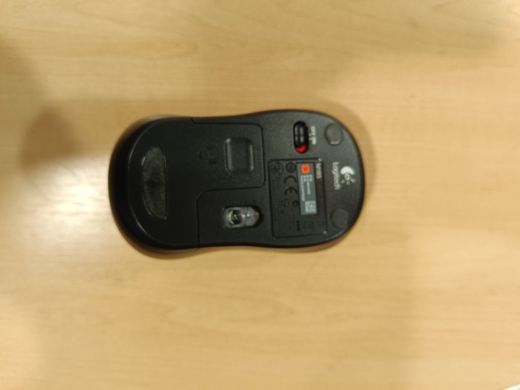 Rato Logitech M185 a pilhas