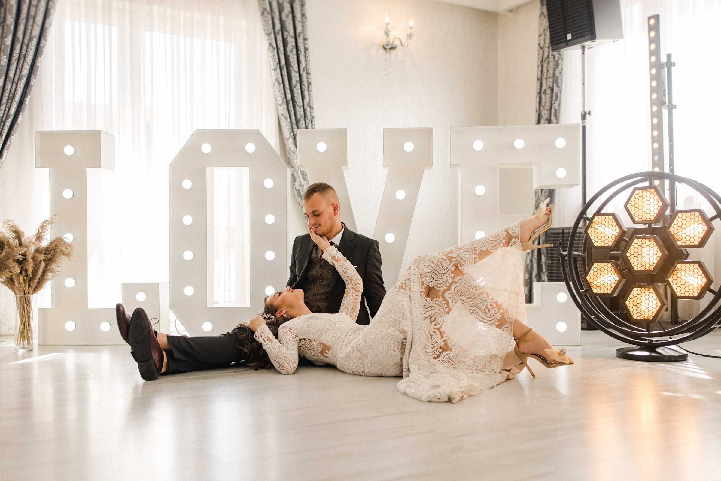 Napis led LOVE / MIŁOŚĆ / 18 | ślub, wesele, 18-stka