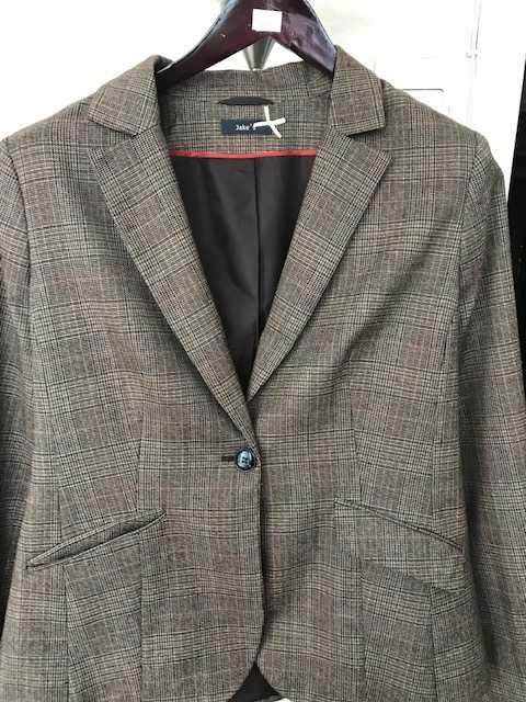 твідовий жіночий пиджак