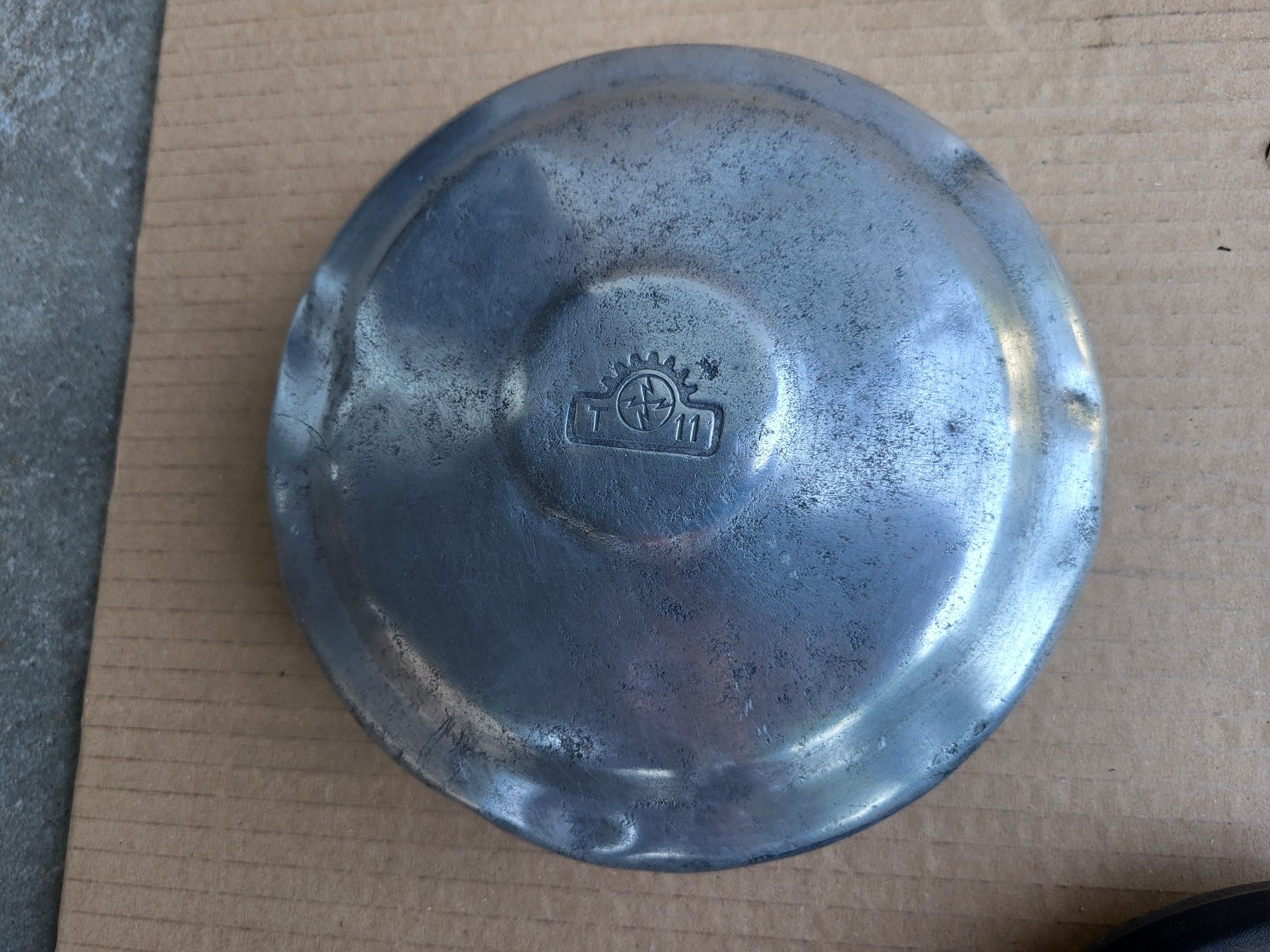 Pokrywa magneta zapłonu SHL M04 M-05 WFM Sokół 125 Silnik dekiel ORYG.