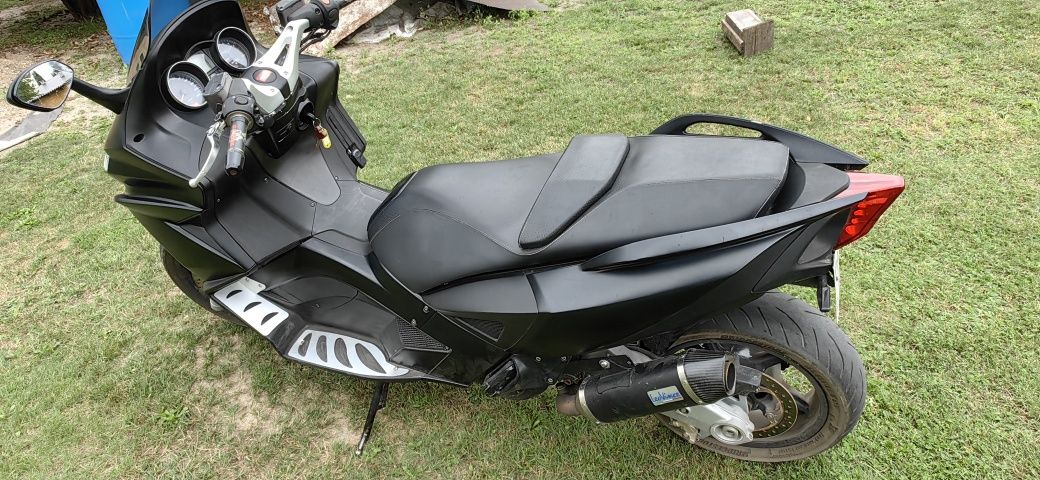 SRV 850 LeoVince