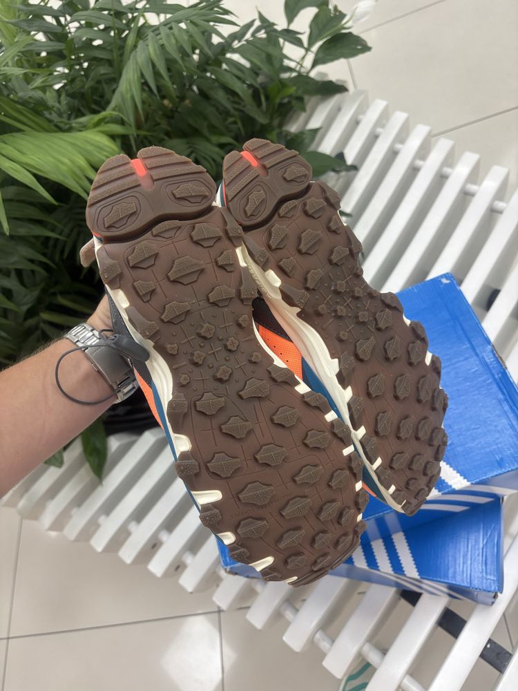 Кроссовки Adidas Hyperturf новые в коробке (42 размер) acg кроссівки