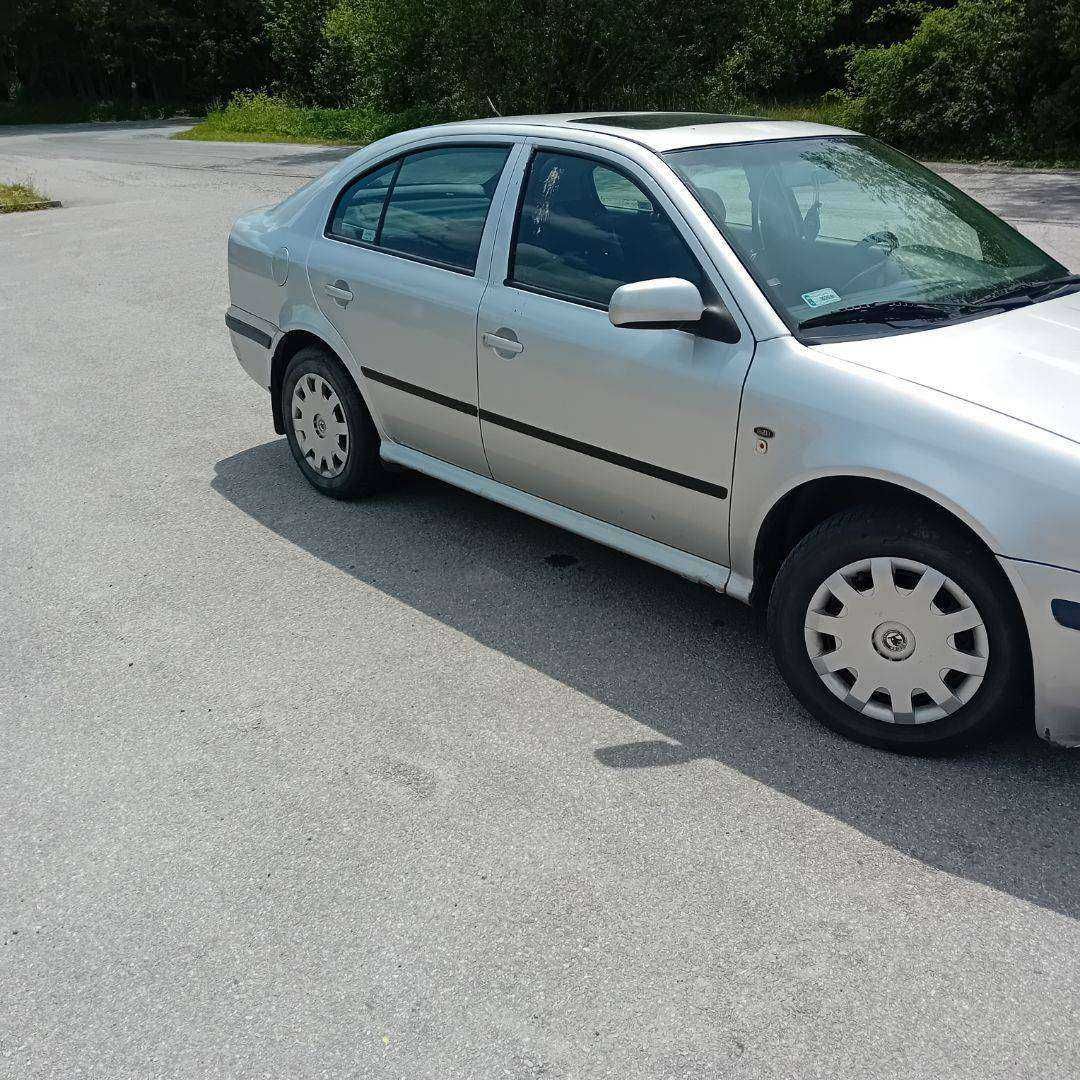 Skoda Octavia.   2002r