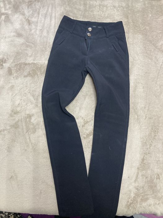 Віддам речі на дівчинку