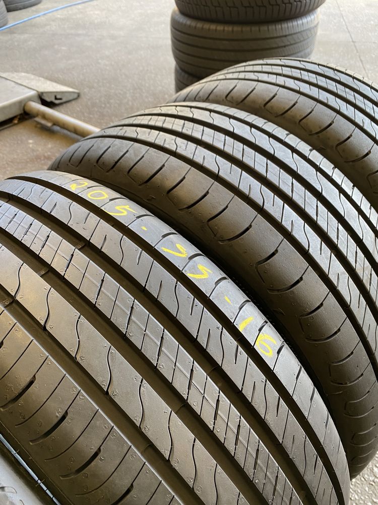 Pneus 205/55/16 - Goodyear EfficientGrip Performance 2