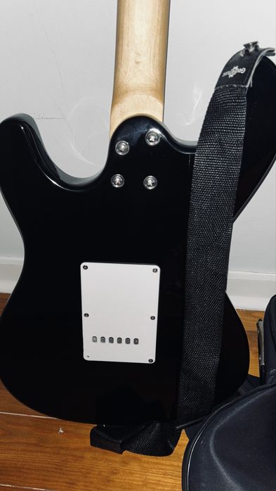 Guitarra Eletrica LA