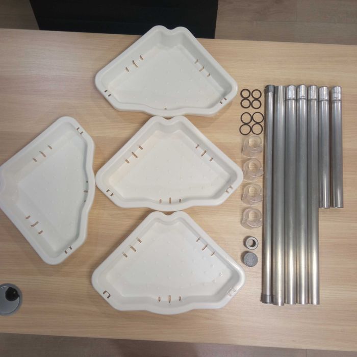 Стойка для ванны угловая с 4 пластиковыми полками