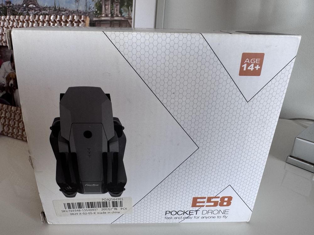 Pocket drone E58