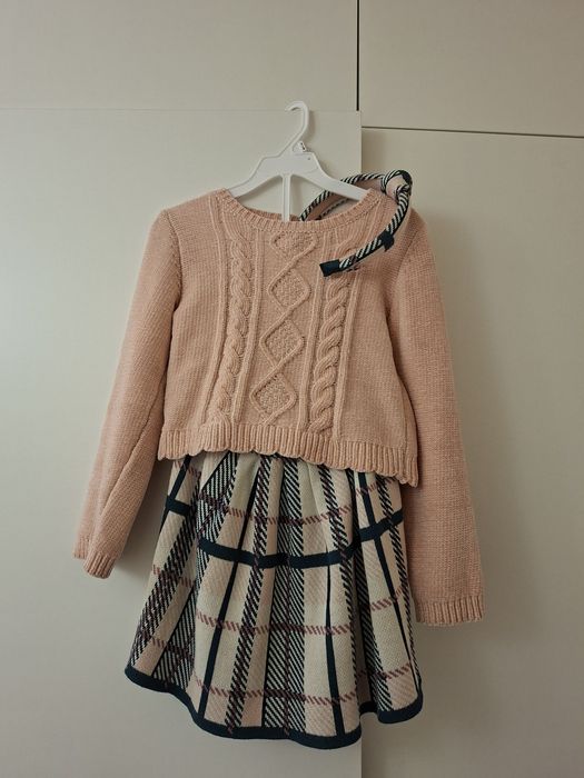 Komplet spódnica, sweter i opaska r.128