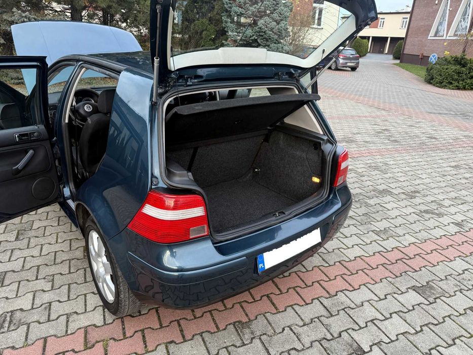 Volkswagen Golf 4 1.4b 03r Pacific 12 lat 1 wł rarytas zobacz warto