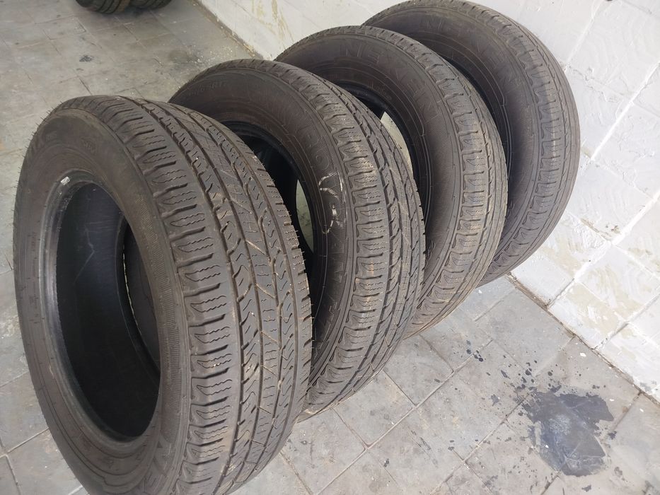 Продам всесезонну резину