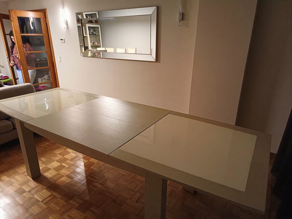 Mesa de jantar extensivel