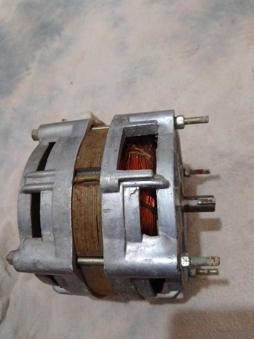 Двигун пральної машини ДАОЦ УХЛ4 120Вт 50Гц 2700 об/хв