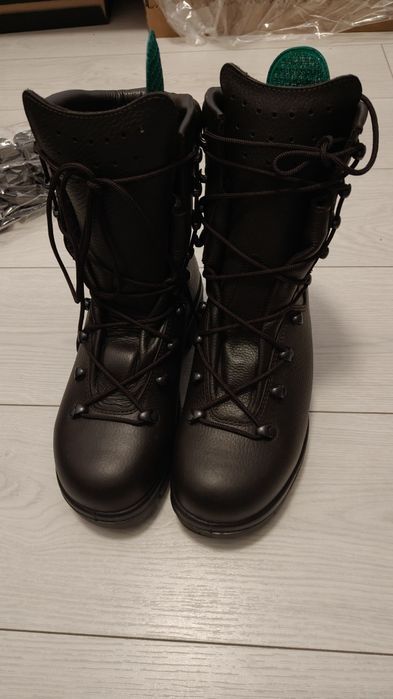 Zimowe buty wojskowe