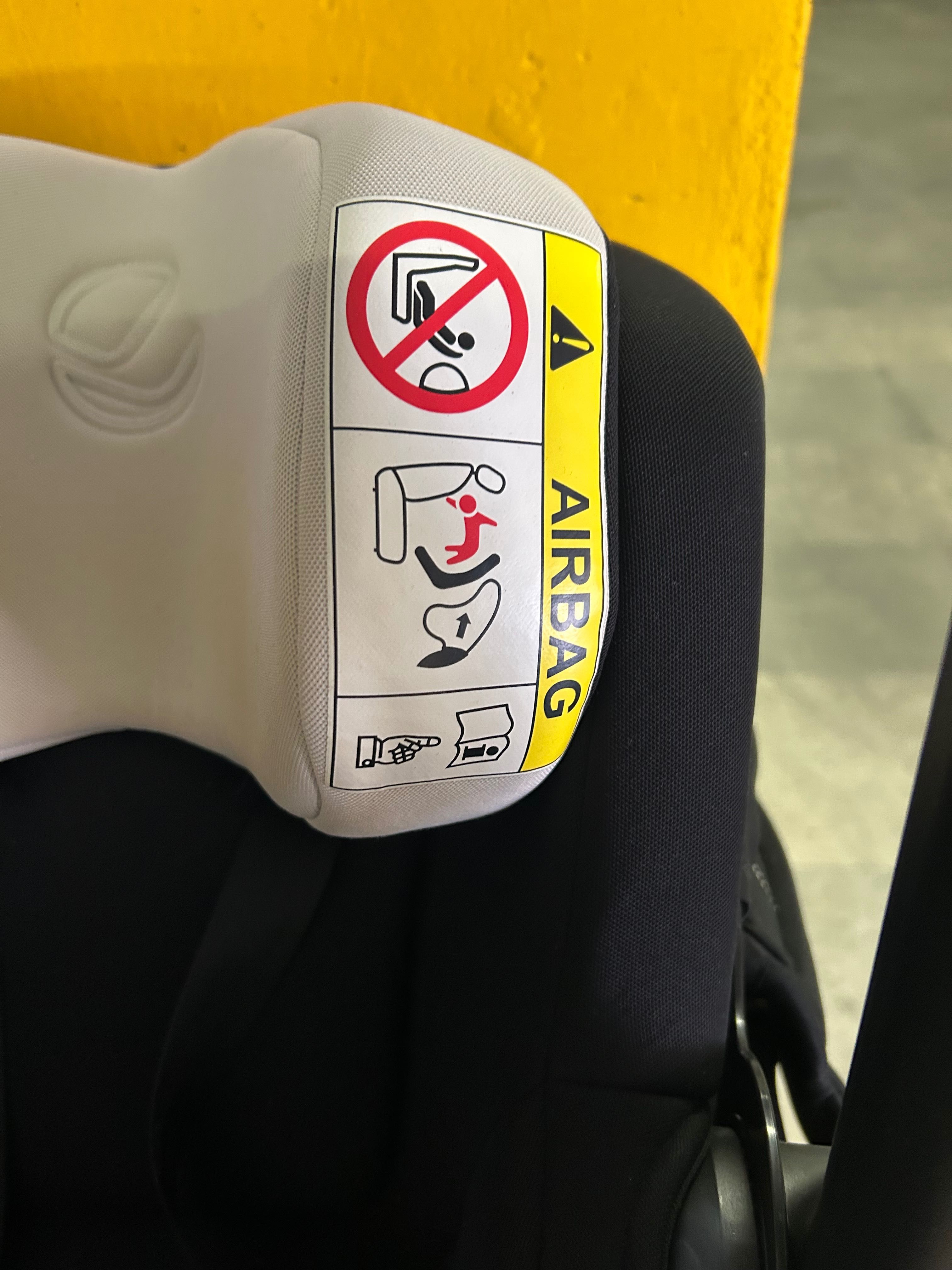 Ovo de bebé Jané + Base Isofix