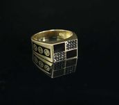 Złoto 585 - złoty pierścionek, sygnet z cyrkoniami. Rozmiar 22