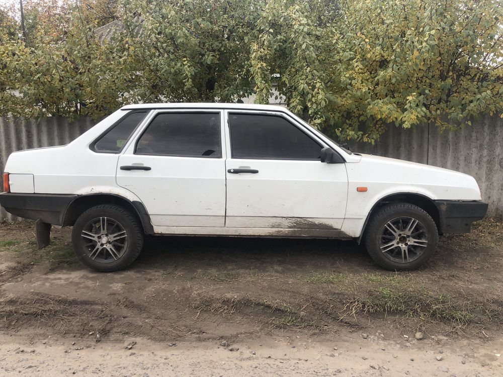 Ваз 21099 продам терміново