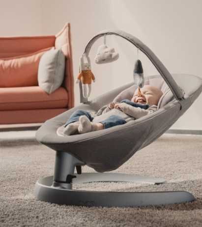 НОВИНКА! Шезлонг качалка укачивающий центр Nuna Leaf Curv Suited