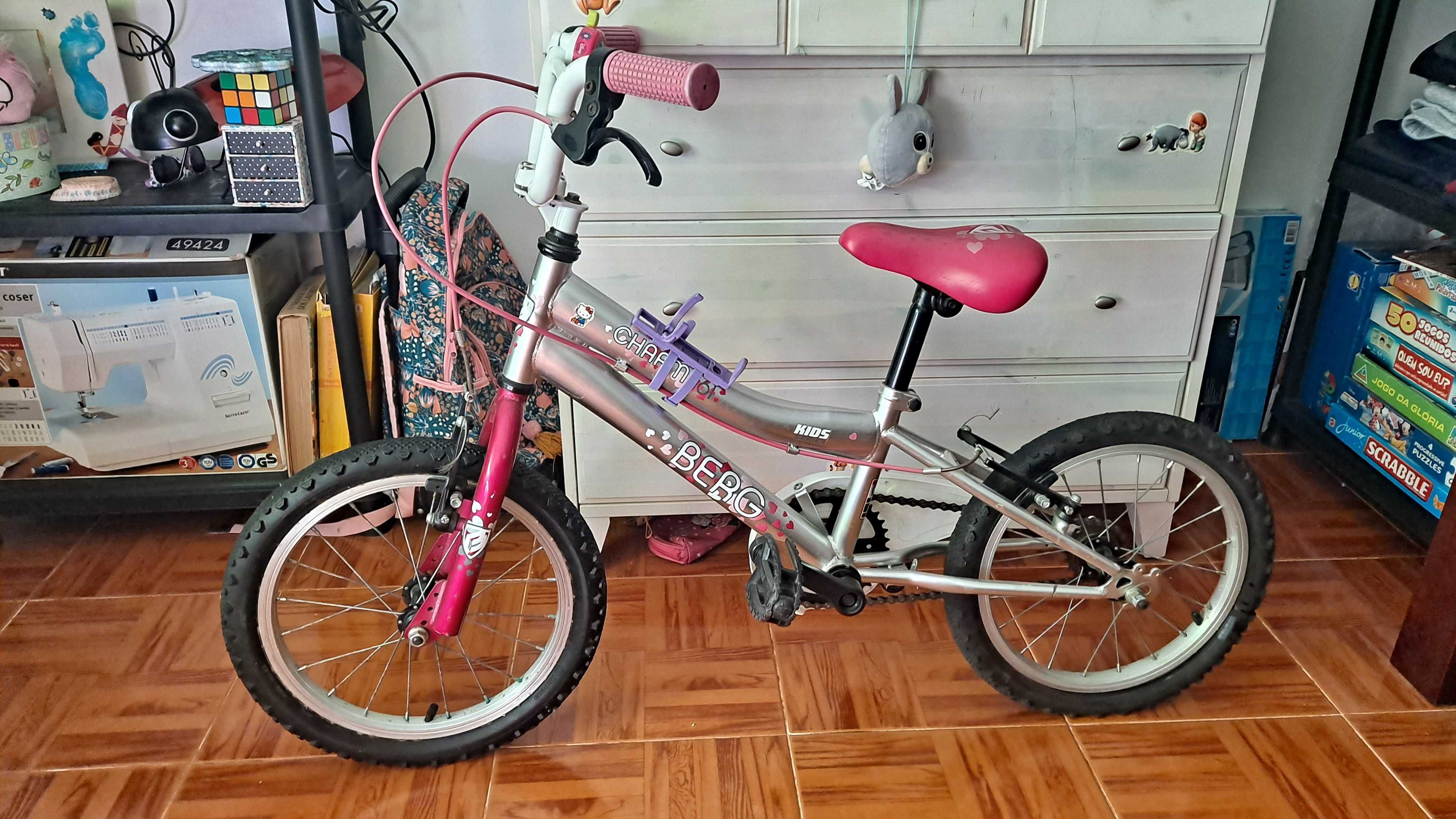 Bicicleta de Criança para menina com pouco uso até 10 anos