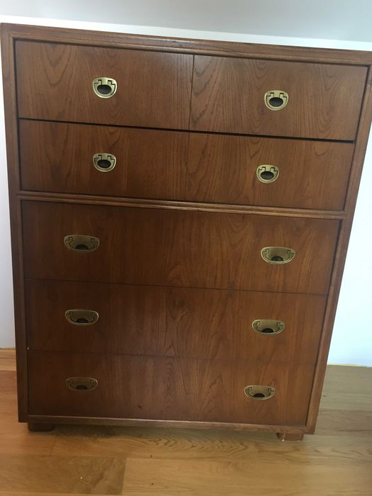 komoda dębowa w bardzo dobrym stanie