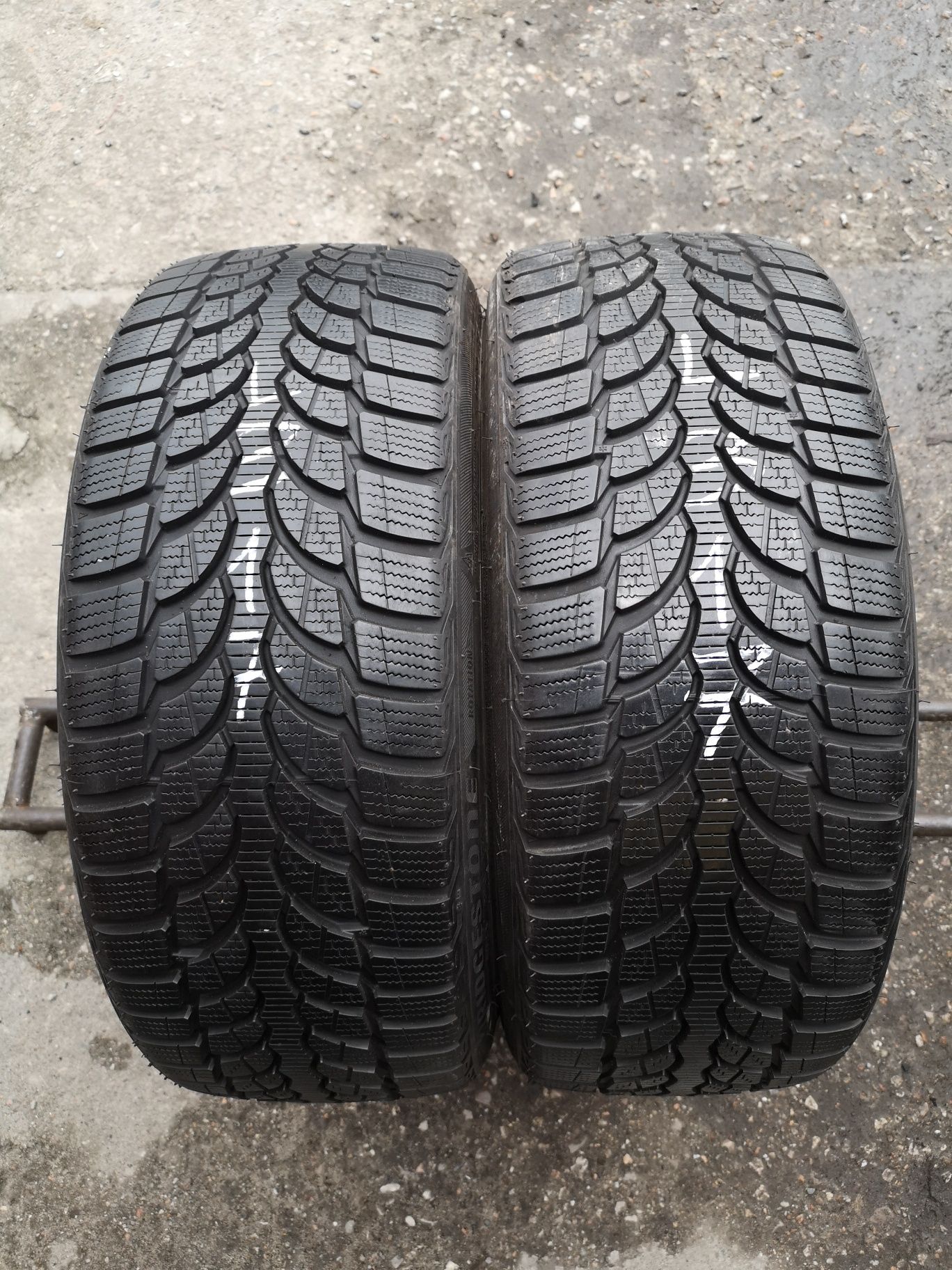 Opony zimowe 215/40/18 Bridgestone 2szt 7,2mm