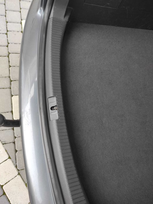 Продам автомобіль Volkswagen Touran 2004 року