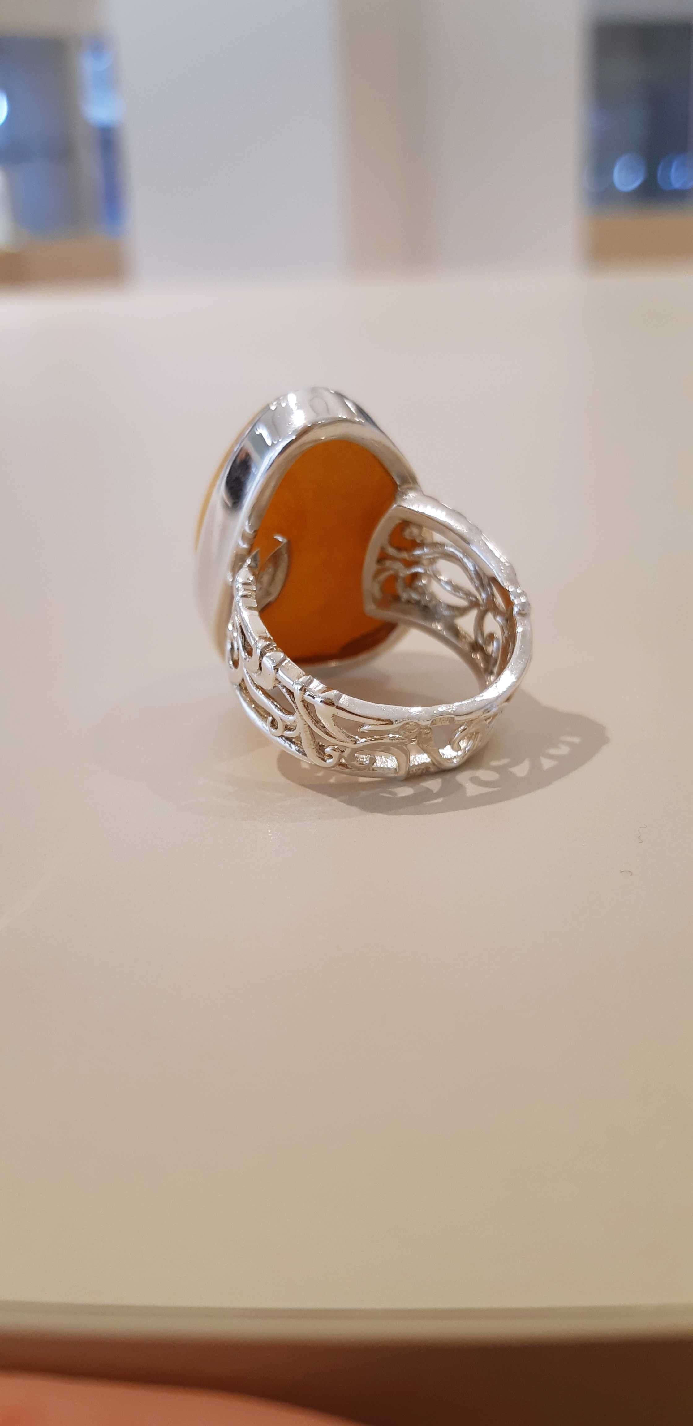 Pierścionek z mlecznym bursztynem | srebro | handmade | do 09.08.24r.!