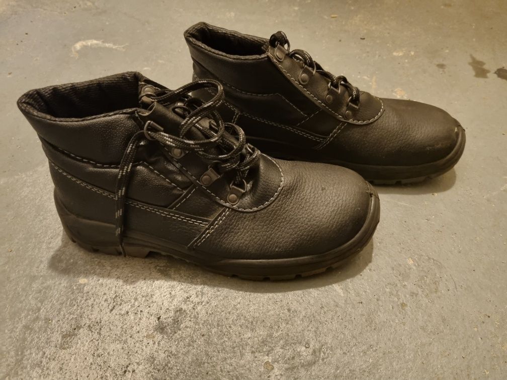 Buty ochronne robocze trzewiki PPO rozmiar 42 sznurowane