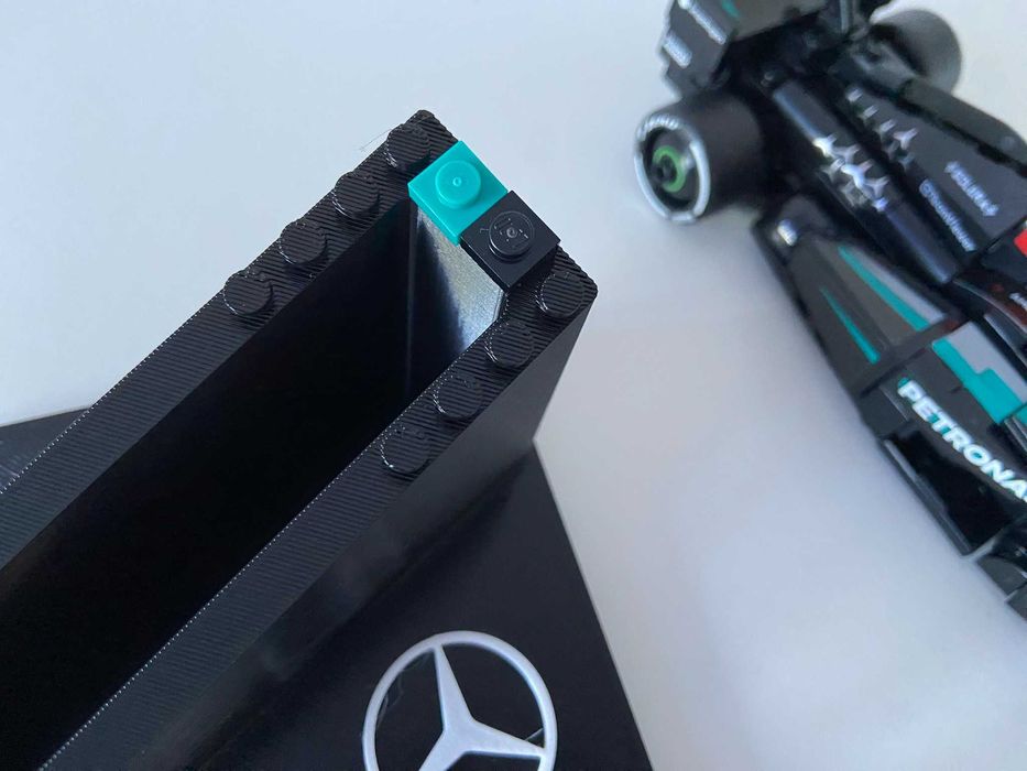 Suporte para LEGO Speed Champions - Carro de Corrida Mercedes-AMG F1
