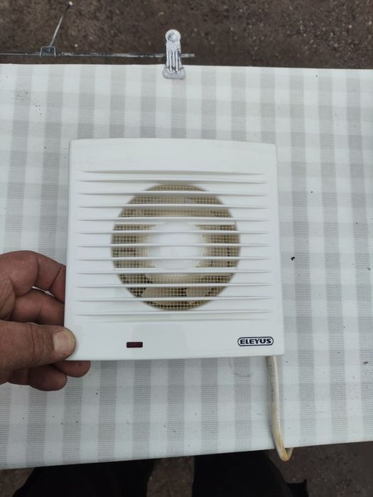 Витяжка Eleyas  Україна.