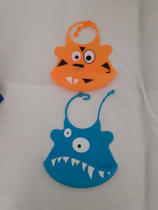 Babete e bibe de plástico, gorros, chapéus, praia - 1/2/3 anos anos