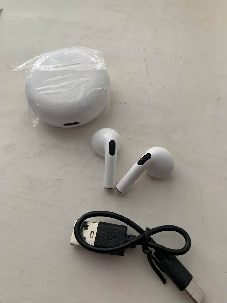 Бездротові навушники / навушники / беспроводные наушники / airpods