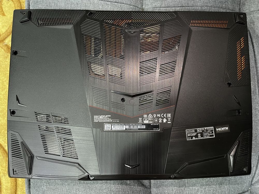 Ноутбук MSI GF65 Thin 10UE-215XUA Black