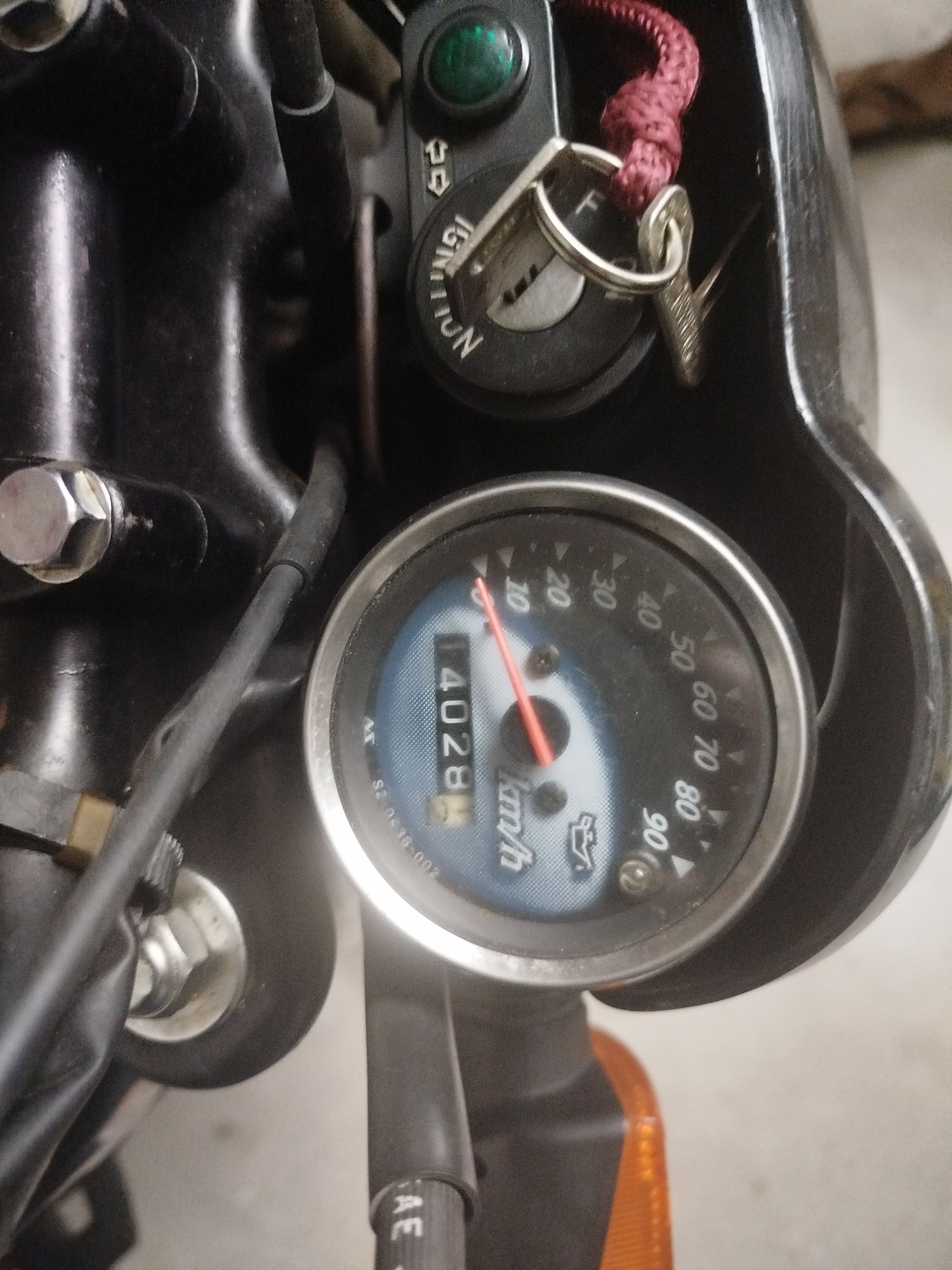 Coleção de motos antigas Suzuki & Yamaha – vários modelos à venda