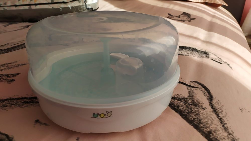 Esterilizador de biberões para microondas