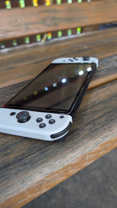 Nintendo Switch Oled  + встановлюються ігри