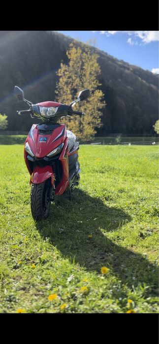 Скутер Jog 125cc