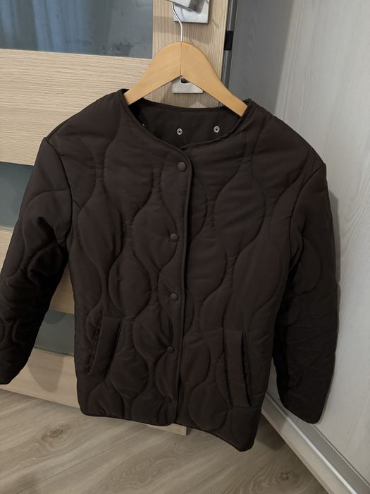 Дуже гарна курточка від українського бренду