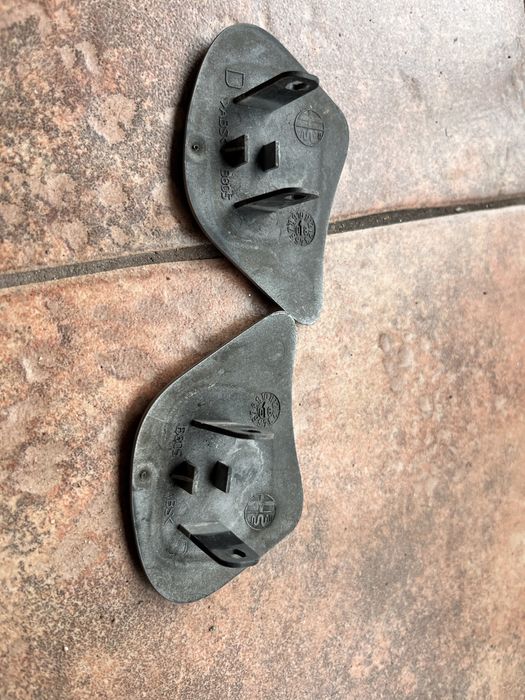 Alfa Romeo Mito Spryskiwacze reflektorów xenon komplet