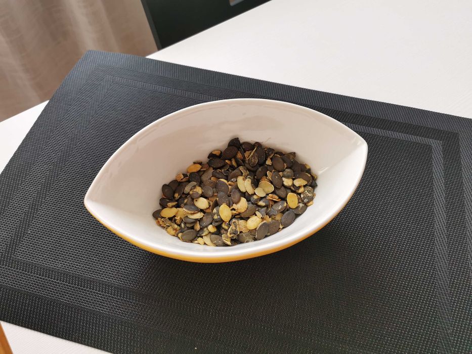 Pojemnik ozdobny na akcesoria łazienkowe