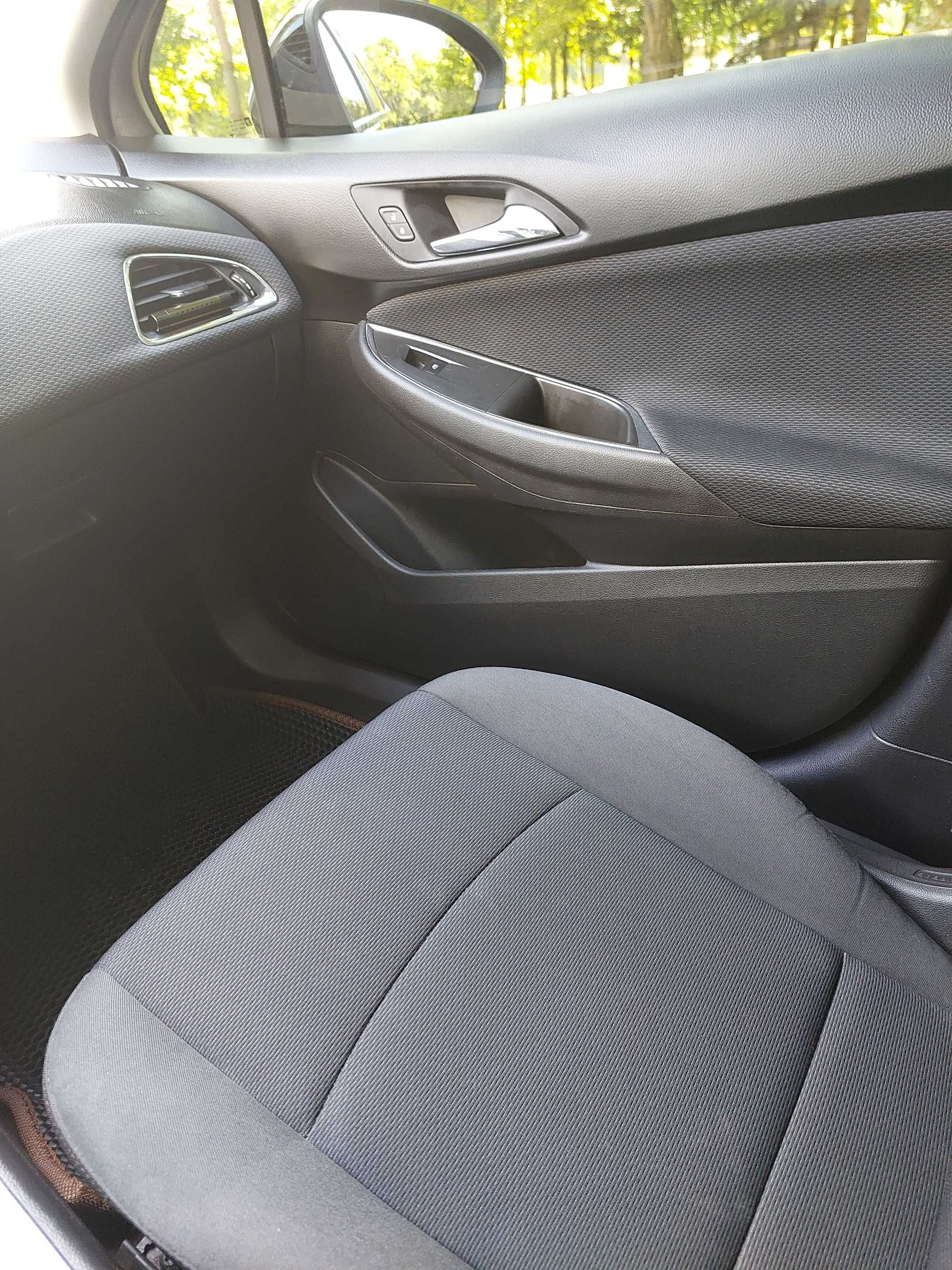 Chevrolet Cruze 1,4 2016 года
