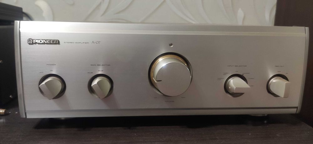 Усилитель  PIONEER A-07  только приехал из Японии!