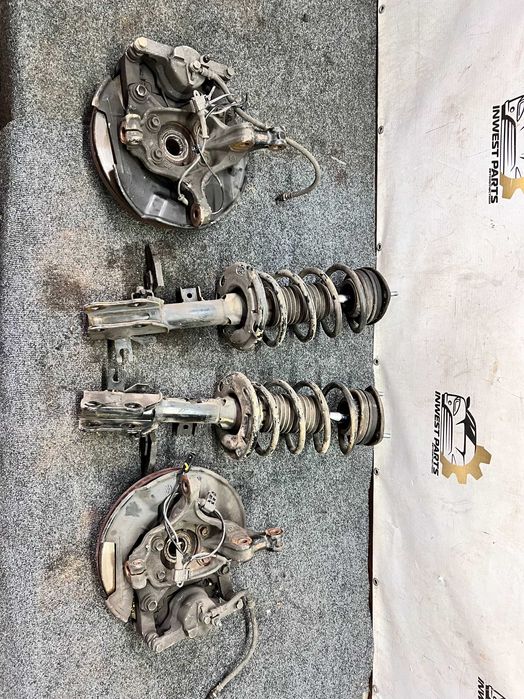 Mazda cx5 Kf 17-23 Поворотний кулак,цапфа  амортизатор стійка ПІдвіск