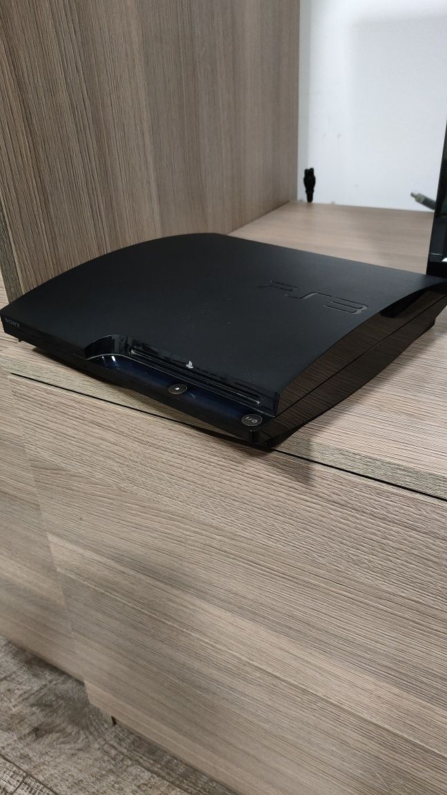 Konsola Play Station 3! 9 gier, 2 pady ORYGINALNE ps3