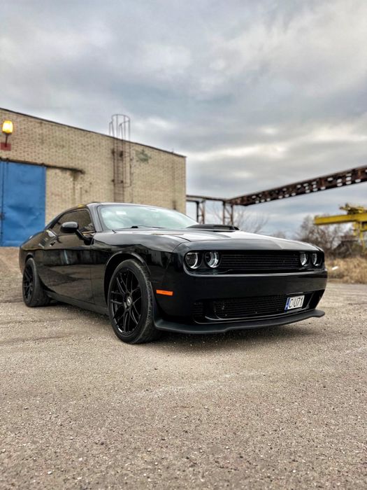 Dodge Challenger RT 5.7 hemi