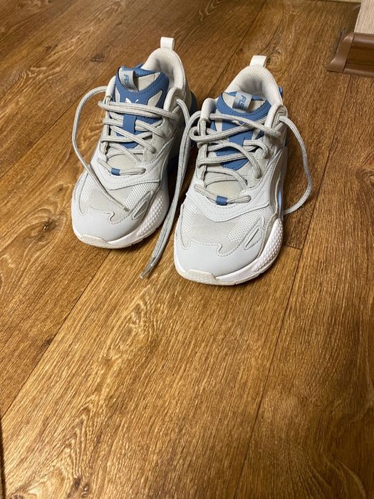 Продам кросівки Puma